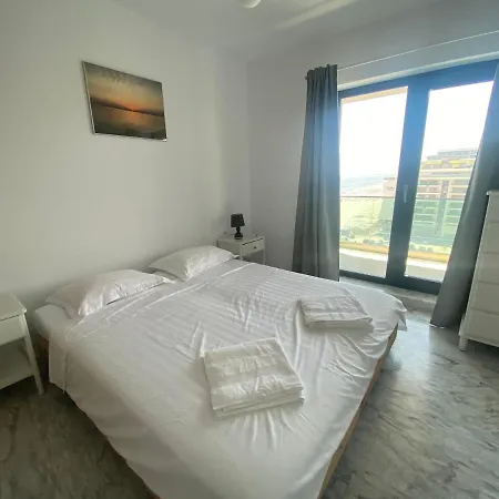 Apartament Direct La Plaja 4 Persoane Mamaia Nord Sky Sea View Năvodari